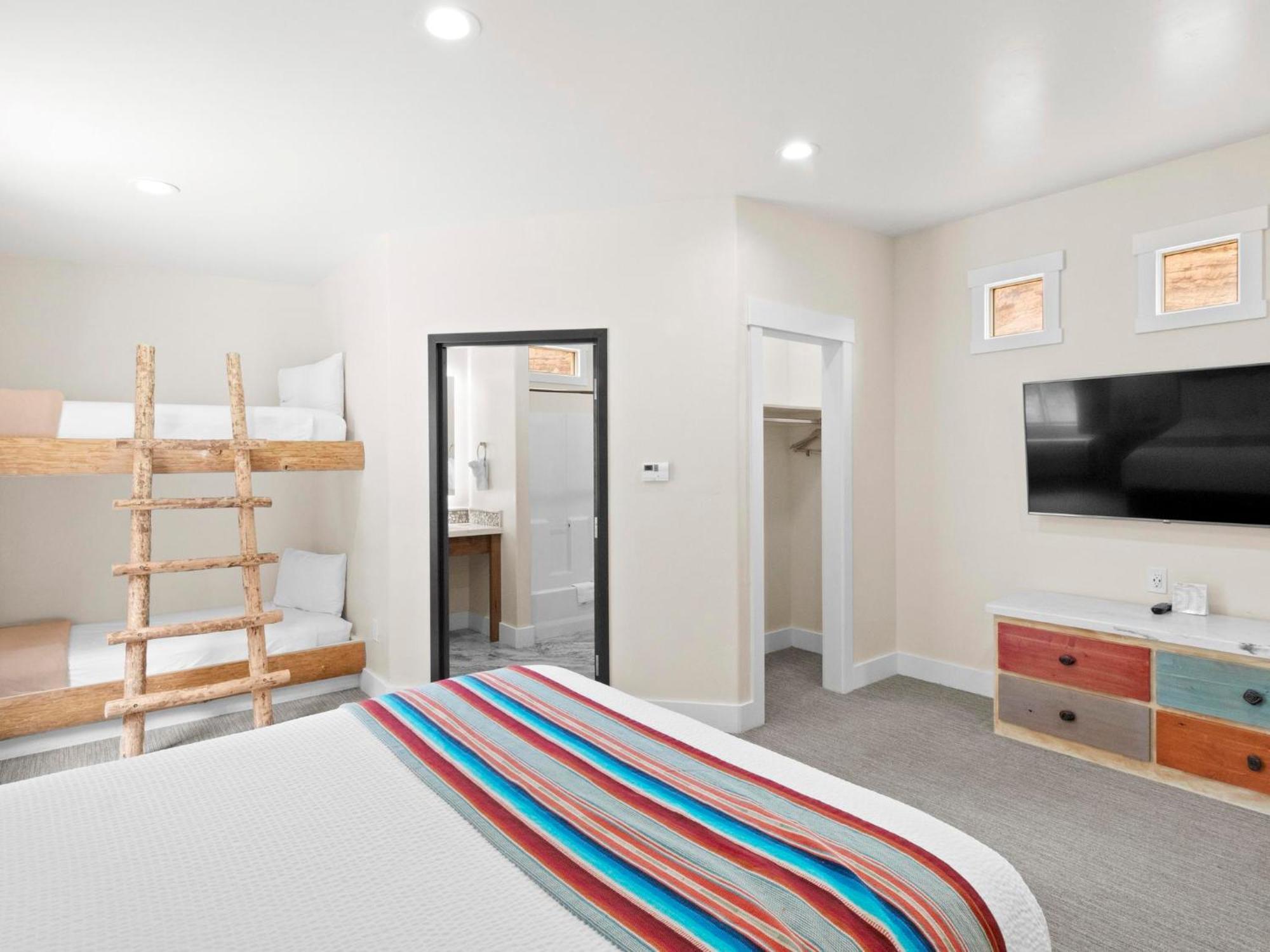 Bluff Dwellings Resort Екстер'єр фото