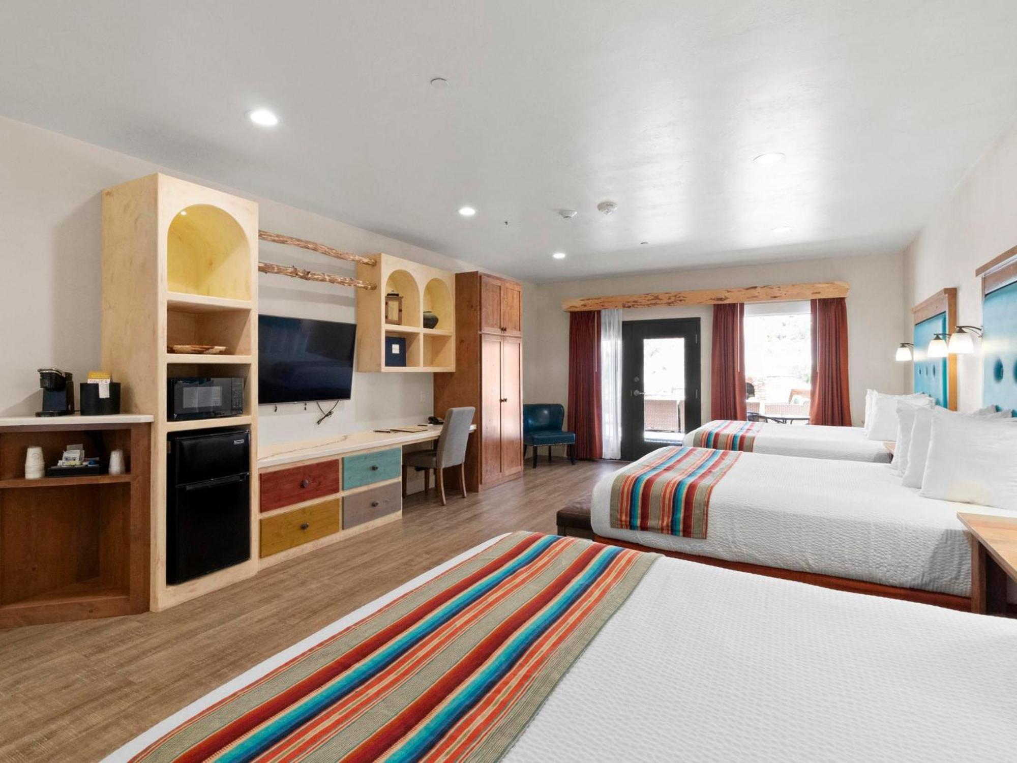 Bluff Dwellings Resort Екстер'єр фото
