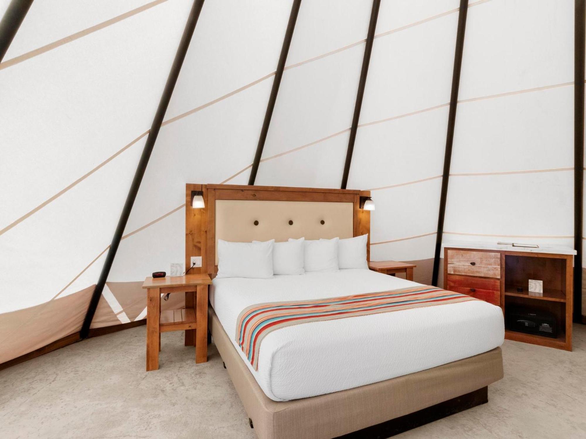 Bluff Dwellings Resort Екстер'єр фото